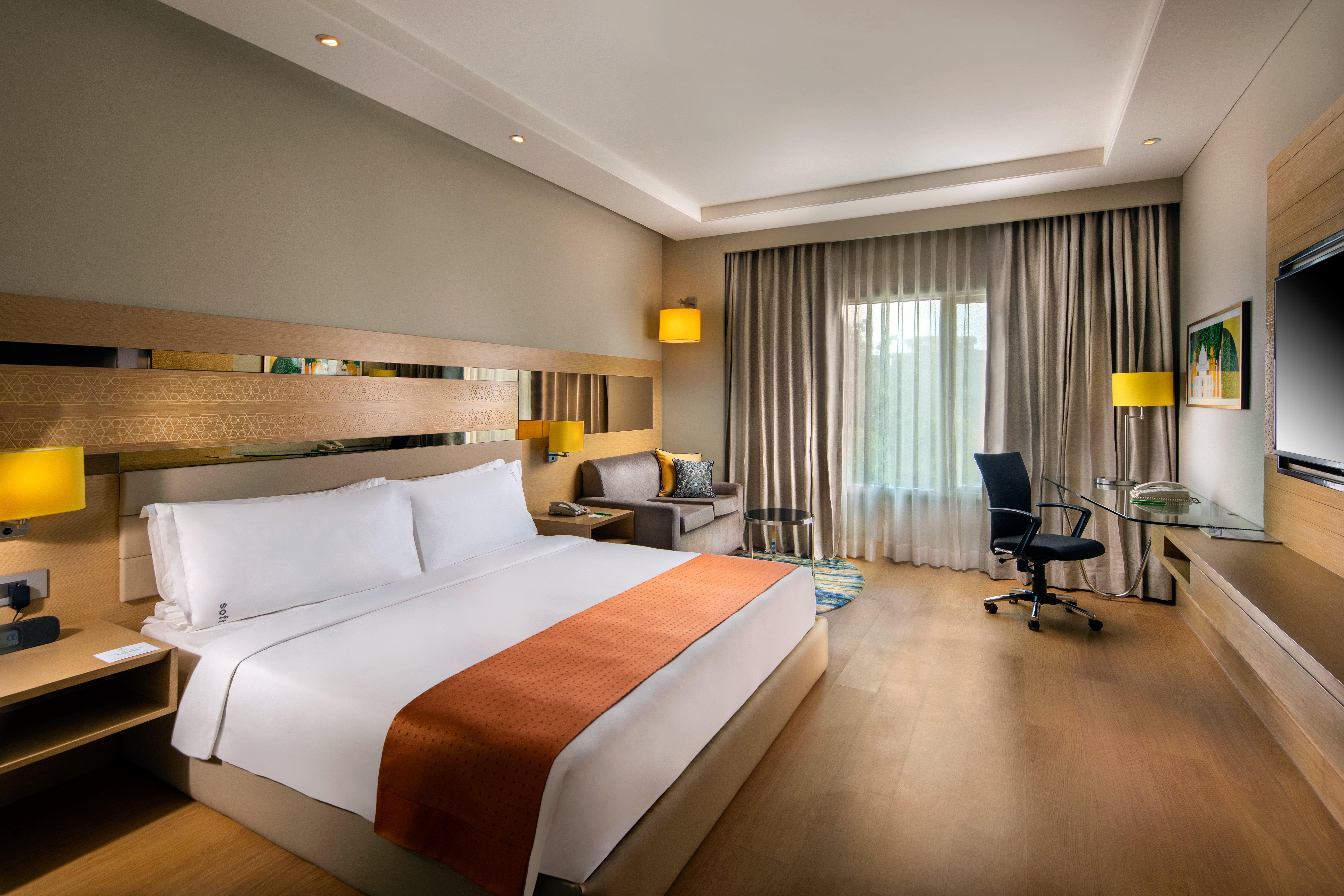 Holiday Inn Agra MG Road an IHG Hotel Bagian luar foto