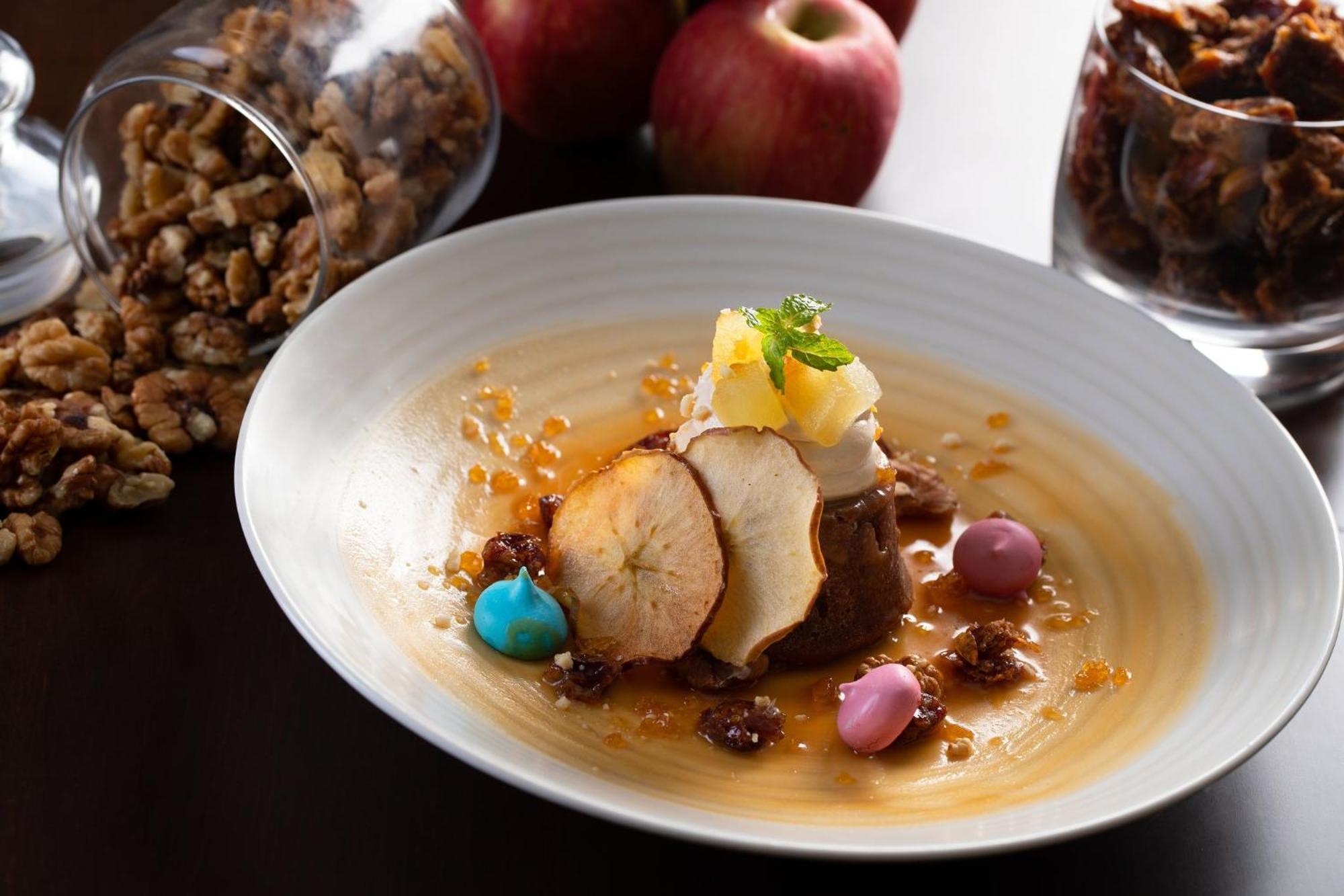 Holiday Inn Agra MG Road an IHG Hotel Bagian luar foto A dessert prepared with the use of the culinary technique of molecular gastronomy